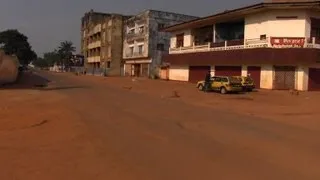 Centrafrique: les rebelles avancent vers Bangui, placée sous couvre-feu