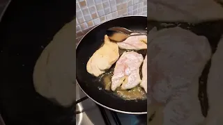 #scaloppine di #pollo con #funghi #champignon 😍😍#short #shorts #shortvideo #ricettefacilieveloci