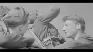 Titoli di testa e di coda del film ITALIANI BRAVA GENTE (1964)