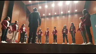 Sesivuma Sigiya Coro Infantil Crescendo en vivo.