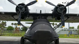 Big Old CONSOLIDATED CATALINA AIRCRAFT ENGINES Cold Starting Up