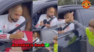 Amrabat autographs with fan 🥰 Burnley vs Man United 🔥🔥