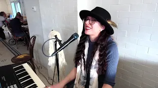 Midnight Train to Georgia (Gladys Knight live loop cover)