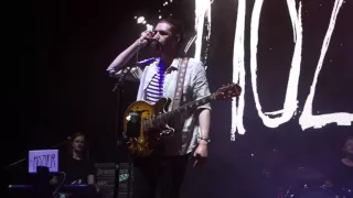 Hozier - "Blackbird (Beatles Cover)" - Life Is Beautiful Festival 2015, Las Vegas