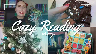 Cozy Winter Reading Vlog ❄️Christmas & Winter Mysteries, Baking, Decorating