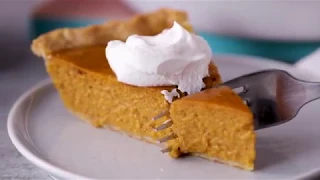 Easy Pumpkin Pie | Pillsbury Recipe