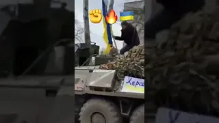 Ukrainian man jumps on Russian Vehicle #shorts #russiainvadedukraine #ukraine #army