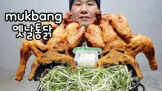 Two old chicken that I bought on my way home from work (Somaek) ㅣchicken MUKBANG  Korean food