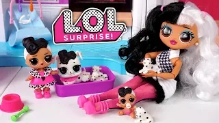 LOL Doll Family Babysitting Night Routine - Playdate & Sleepover Party