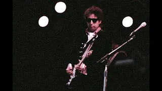 Bob Dylan - Ring Them Bells (Belfast 1995)