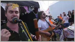 Pierce Brothers - Golden Times (Fairport's Cropredy Convention 2016)