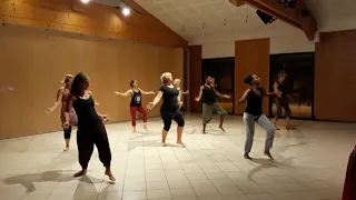 Danse africaine sinte avec  Tialou Danse p'ti model dans le sud Ardèche
