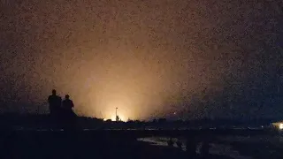 Falcon heavy landing with sonic booms.