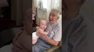 14.07.21 Правнук 👶🏼 5 месяцев с прадедушкой👴 87 лет / Grandgrandson and grandgrandfather 😃