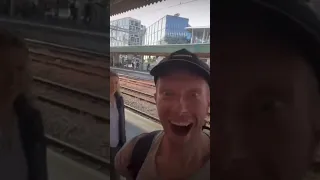 Chris Martin Takes the Train to his Own Concert 🤩