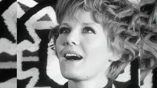 Petula Clark ...Dans le temps (Downtown)