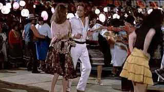 Romancing The Stone (1984) Joan & Jack dance // Kiss scene