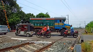 Extremely Situation Big Truck Stuck On Railgate : Furious Speedy Freight Train Moving Out Railroad
