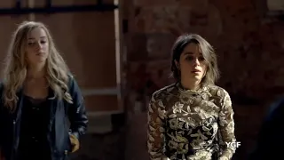 Phoebe Dynevor and Stephanie Leonidas in SNATCH (Season 1)