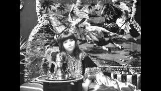 Björk - Álfur Út Úr Hól (The Fool On The Hill) Fálkinn @ Hlíðrijinn Studios, (1977) [Remastered]