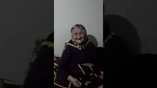 my grandma is outspoken (nine açık sözlülüğü). моя бабуся відверта