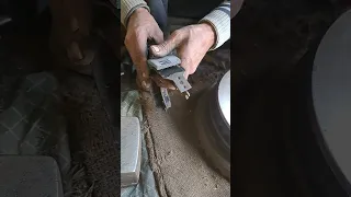 car brake shoe how to fix