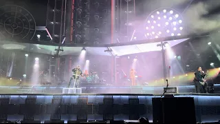 RAMMSTEIN - ZICK ZACK (LIVE FROM LA MEMORIAL COLISEUM) SEP 24 2022 FEUER ZONE VIEW