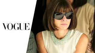 Anna Wintour | Vogue Magazine | Chief Editor | Business Women | Full Length | English