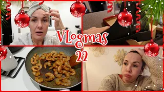 VLOGMAS #22 : On a presque tout préparé et shopping chez Chaussea!