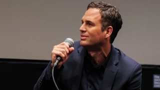 NYFF52 "Foxcatcher" Q&A | Mark Ruffalo on Building Character Relationships
