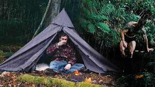 48H DE BIVOUAC SOLO EN MONTAGNE SOUS LA PLUIE | Bushcraft, Tente Tipi, Cuisine, Bain Glacé