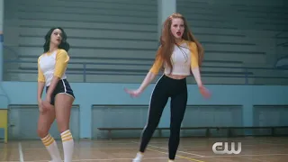Riverdale 1x10 Veronica and Cheryl's dance battle