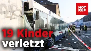 Schulbus-Unfall in Dortmund: 19 Kinder verletzt