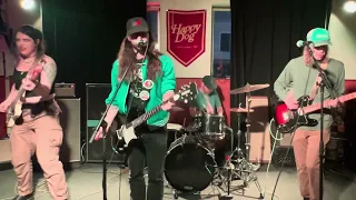 Lowspot Perform “Good Thing” and “Colleen” At Happy Dog