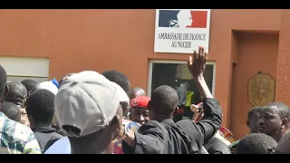 Niger : comment est assurée la sécurité de l'ambassadeur français, sommé de quitter le pays ?