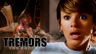 Rosalita Comes Face-To-Face With An Ass Blaster | Tremors: The Series