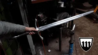 Forging a fantasy longsword, the complete movie.