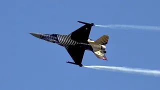 Solo Turk General Dynamics F-16C Fighting Falcon Turkish Air Force flying Display RIAT 2018 AirShow