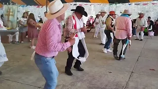 Danza de Los Arrieros, un trisal y una sentada, Festividad de la Santa Cruz, la octava!