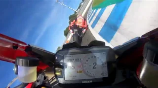 Onboard: 2019 Ducati Panigale V4R Superbike @ Jerez