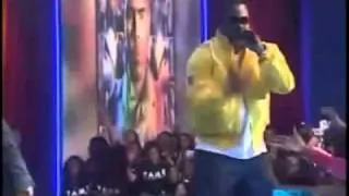 chirs brown f.t Busta Rhymes look at me now live performance 2011