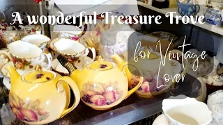 A wonderful treasure trove for vintage lover