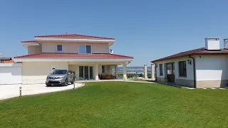 Продажба! Луксозна Къща на 12 км от град Варна