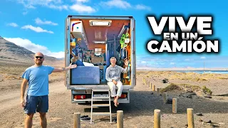 ✅ Increíble CASA en un CAMIÓN camper reconvertido en VIVIENDA - Viajando Simple