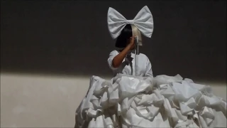 Sia - Alive (Live in Auckland - New Zealand)