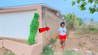 SHE THOUGHT THAT WAS A FLOWER!!! HILARIOUS BUSHMAN PRANK 😂😂😂