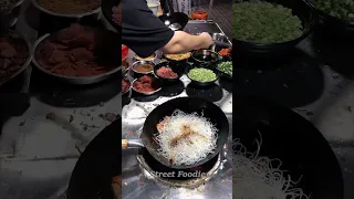 Stir Fried Rice Noodles | Street Food in Guangzhou, China