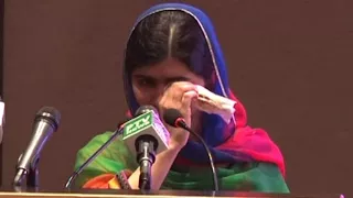 Tearful Malala in first Pakistan trip since Taliban attack