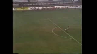 Peter Beardsley Goal - England vs Yugoslavia 1987