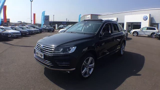 KM67PMY TOUAREG 3.0 TDI R-Line Plus SCR 262PS 4MOTION @ Wrexham Volkswagen